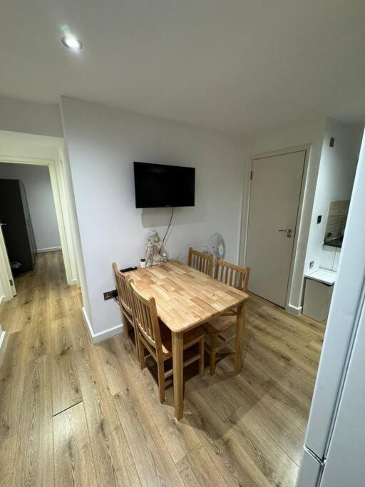 Cozy Apartment - 5 Min From Camden Market Hw7 London Bagian luar foto